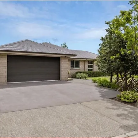 Idyllic Tui Villa Picton Exterior photo